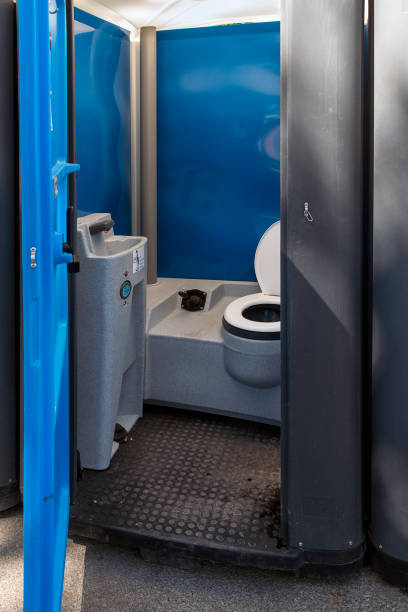 Best Affordable portable toilet rental  in Santa Clarita, CA