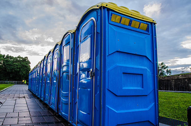 Best Portable bathroom rental  in Santa Clarita, CA